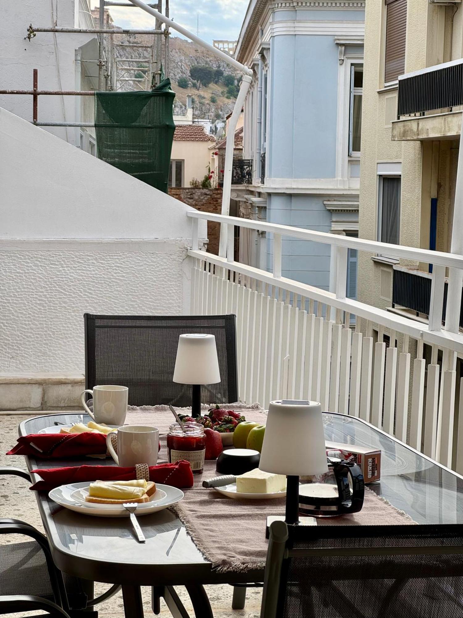 アテネLiving Near Acropolis By Sylvia Staikou 2Nd & 3D Floorアパートメント エクステリア 写真